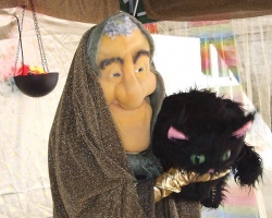 Yaya Maga y Misifú
